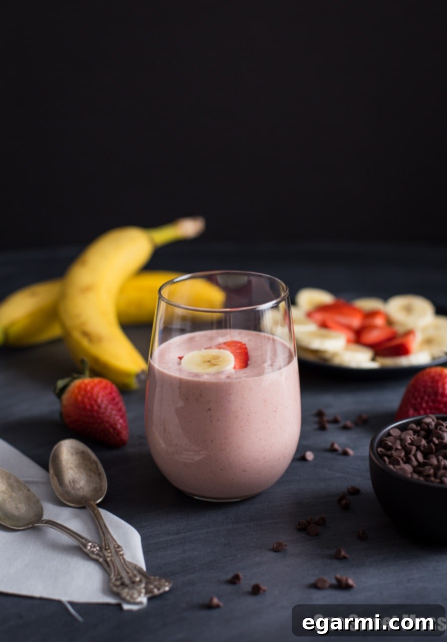 Ingredients for healthy Strawberry Banana Blender Pudding with Yoplait yogurt