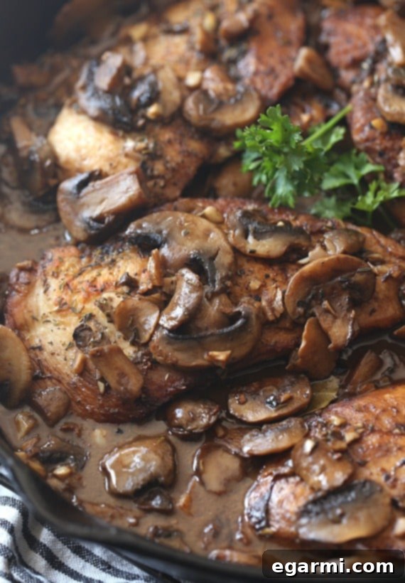 Flavorful Skillet Balsamic Garlic Chicken Recipe
