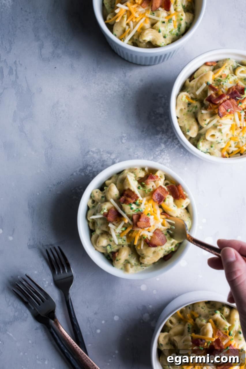 Creamy Bacon Broccoli Mac and Cheese - Ready in under 30 minutes