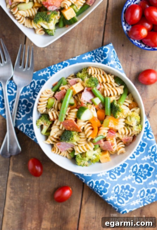 Simple and Quick Summer Pasta Salad Recipe