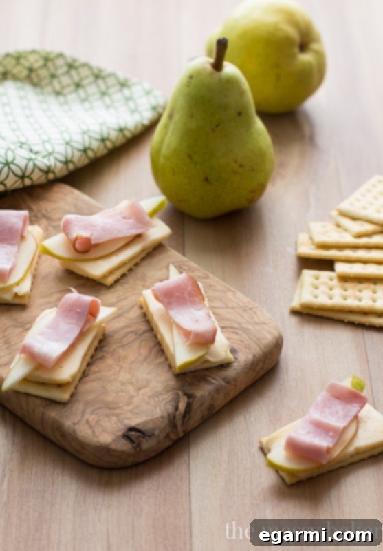 Smoked Ham, Havarti, and Pear Cracker Bites 2 Gourmet Havarti, Pear, & Smoked Ham Cracker Bites – The Perfect Fall Appetizer