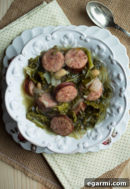 Slow Cooker Kielbasa Soup with Kale and White Beans | Easy and flavorful recipe