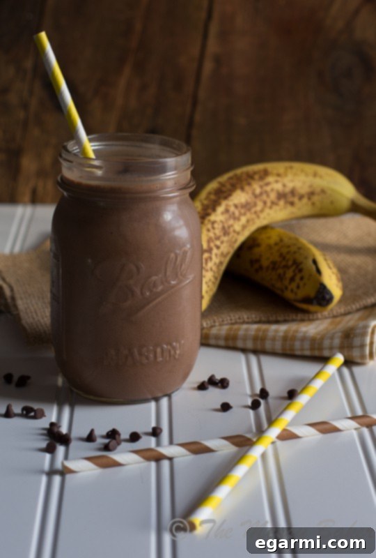 Indulgent Skinny Chocolate Peanut Butter Banana Shake