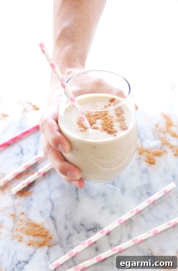 Sweet and Spicy Snickerdoodle Smoothie