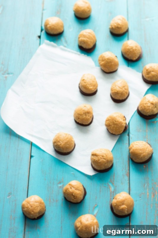Healthy Peanut Butter Buckeyes