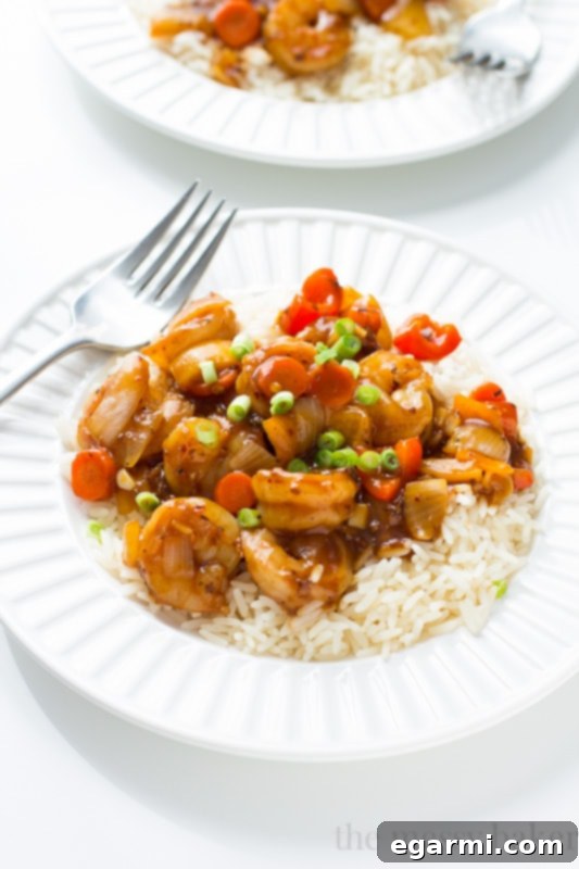 Delicious Garlic Shrimp Stir Fry with vibrant vegetables in a serving bowl