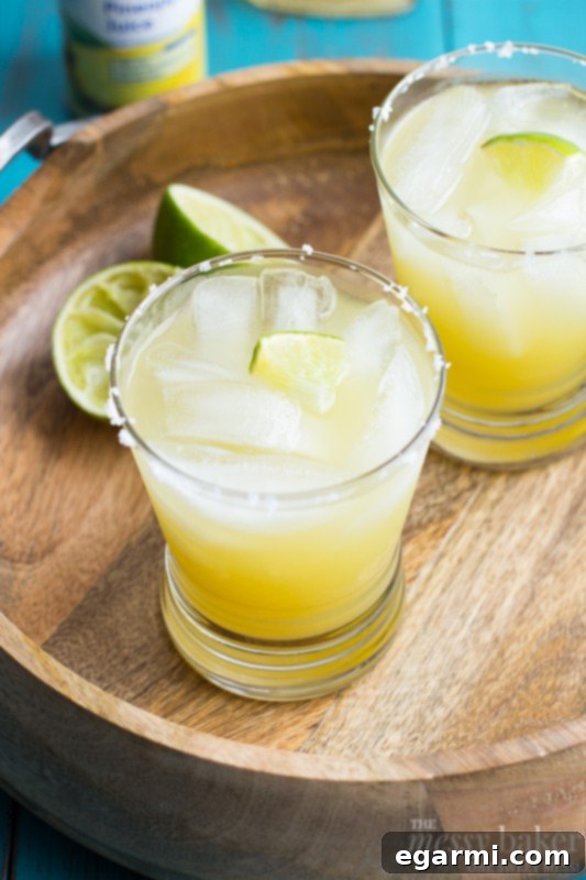 Refreshing Pineapple Margarita cocktail recipe