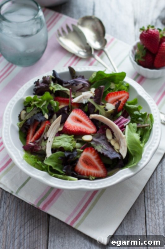Strawberry Chicken Salad with Toasted Almonds 6 Chicken, Strawberry & Toasted Almond Salad with Strawberry Balsamic Vinaigrette